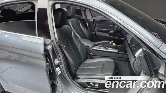 BMW 4-Series 2019 — photo 16