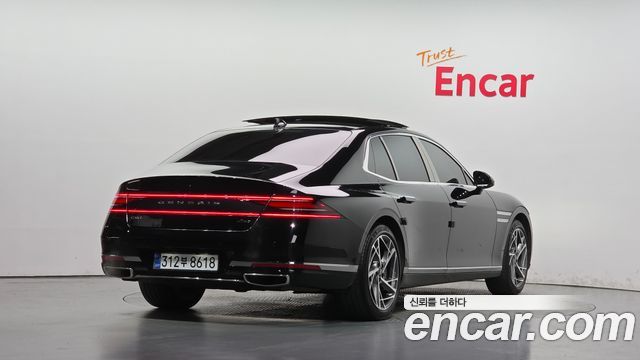 Genesis G90 2022 — photo 2