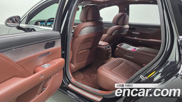 Genesis G90 2022 — photo 18