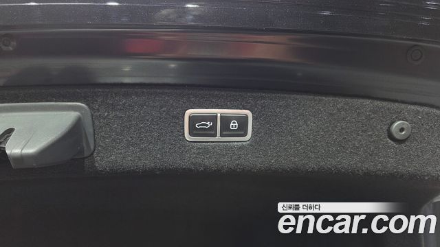 Genesis G90 2022 — photo 25