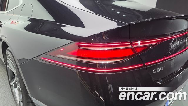 Genesis G90 2022 — photo 9