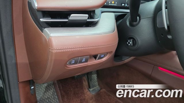 Genesis G90 2022 — photo 29