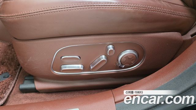 Genesis G90 2022 — photo 35