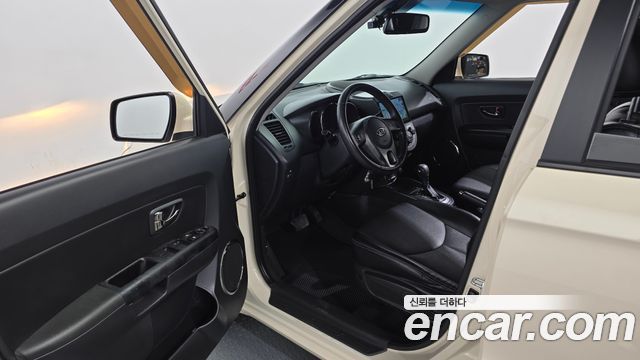 Kia Soul 2010 — photo 10