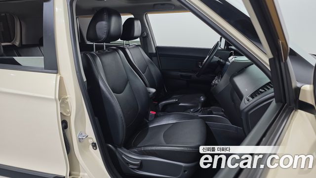 Kia Soul 2010 — photo 12