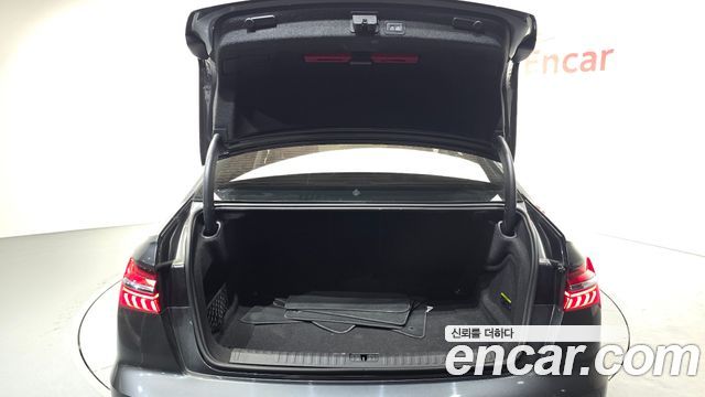 Audi A6 2020 — photo 24