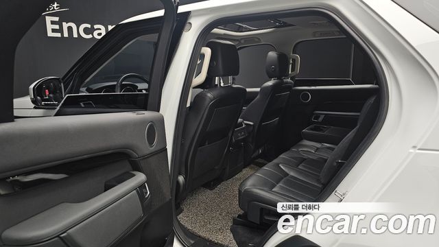 Land Rover Discovery 2018 — photo 18
