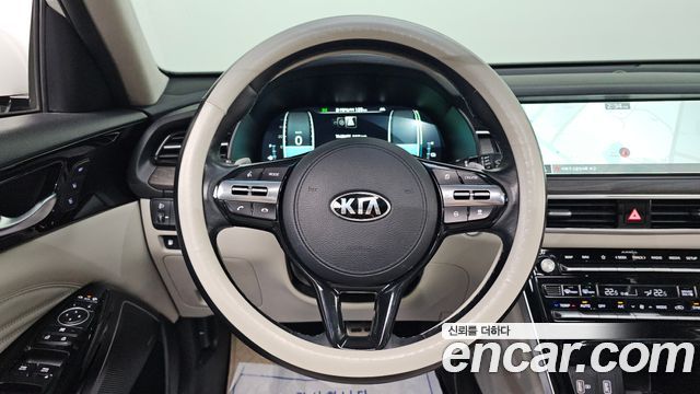 Kia K7 2020 — photo 13