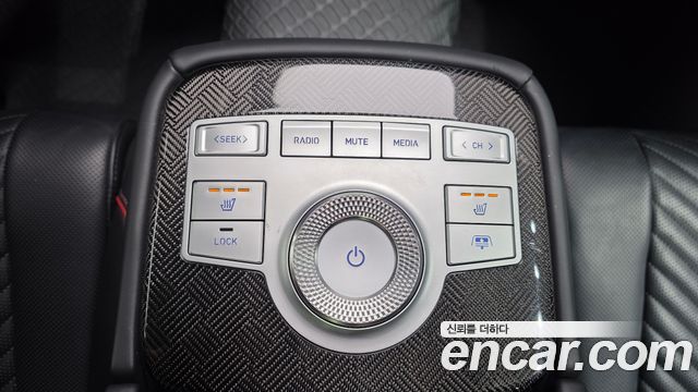 Genesis G80 2022 — photo 19