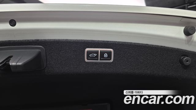 Genesis G80 2022 — photo 25