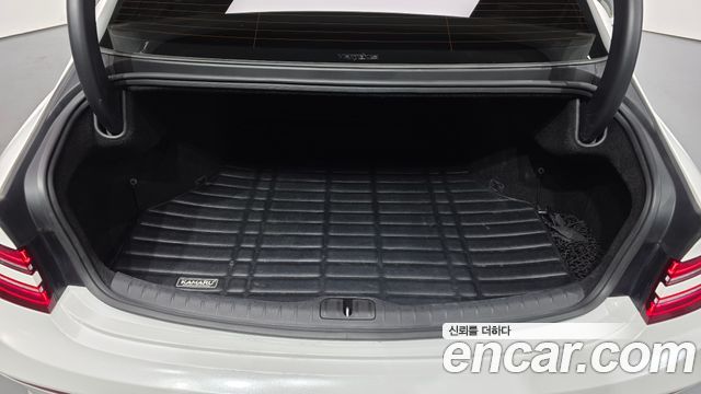 Genesis G80 2022 — photo 26