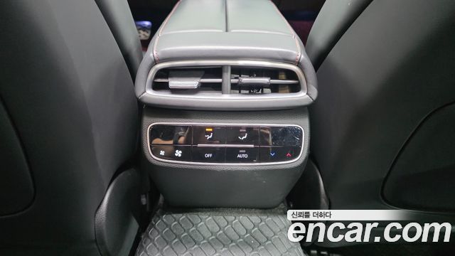 Genesis G80 2022 — photo 37