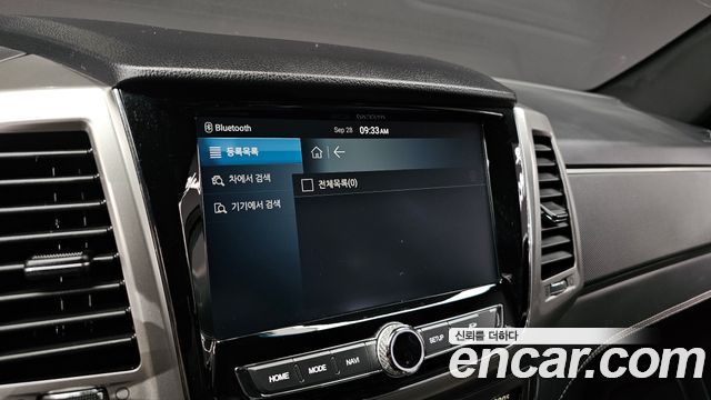 KG Mobility Rexton 2019 — photo 22