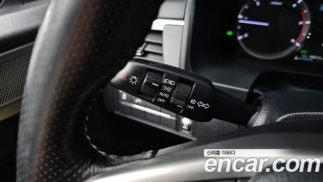 KG Mobility Rexton 2019 — photo 23