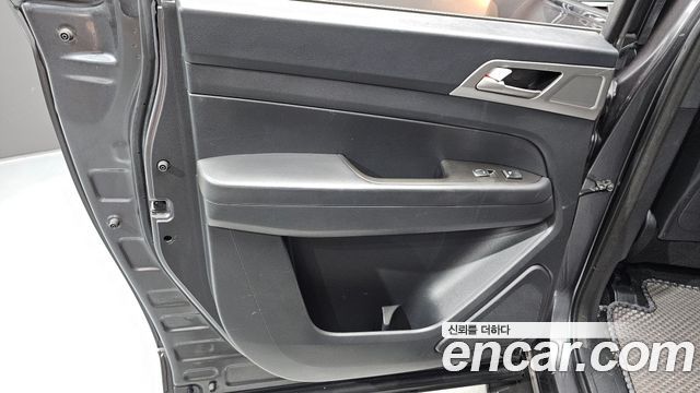 KG Mobility Rexton 2019 — photo 15