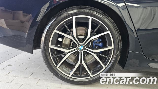 BMW 5-Series 2022 — photo 5