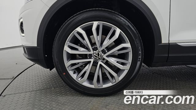 Volkswagen T-Roc 2022 — photo 5