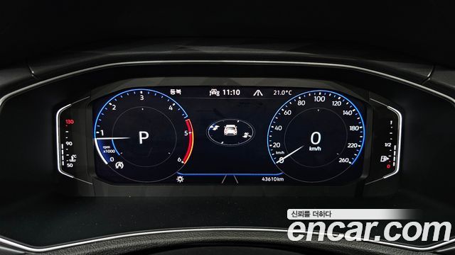 Volkswagen T-Roc 2022 — photo 11