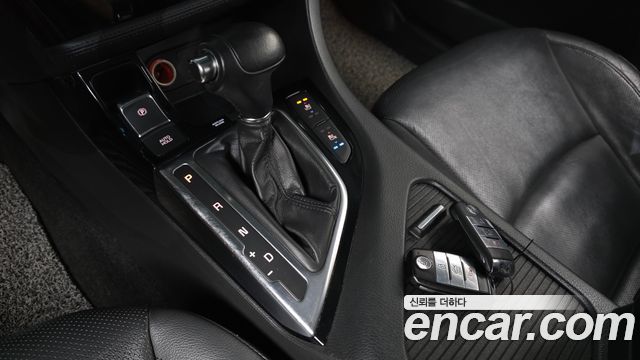 Kia K5 2014 — photo 9