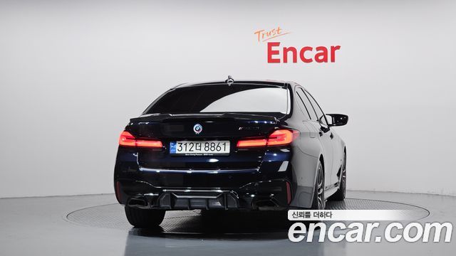 BMW 5-Series 2022 — photo 4