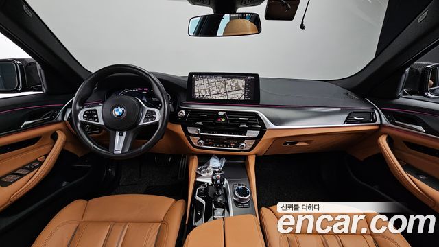 BMW 5-Series 2022 — photo 7