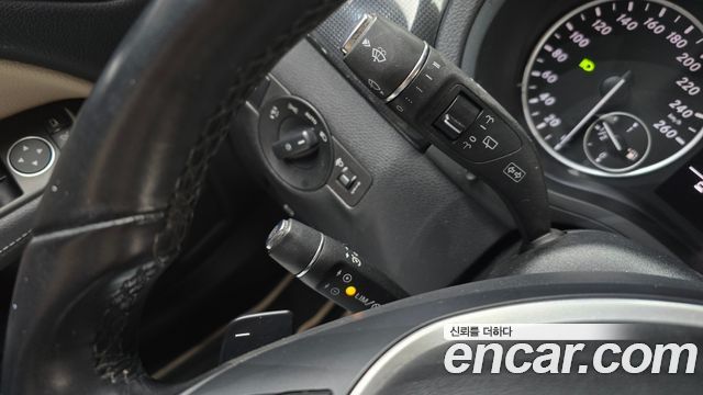 Mercedes-Benz B-Class 2012 — photo 23