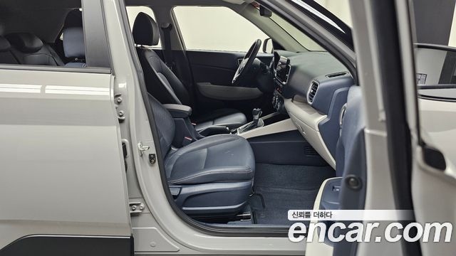 Hyundai Venue 2024 — photo 16