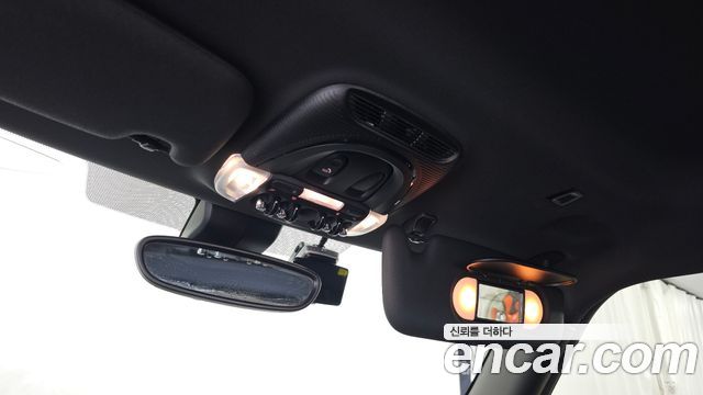 Mini Cooper 2023 — photo 24