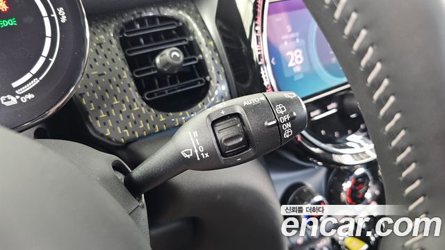 Mini Cooper 2023 — photo 27