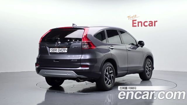 Honda CR-V 2016 — photo 2