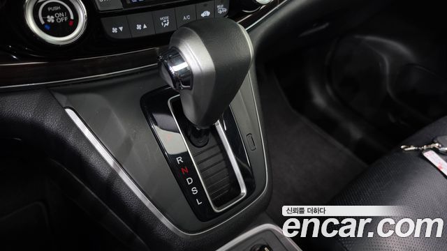Honda CR-V 2016 — photo 12