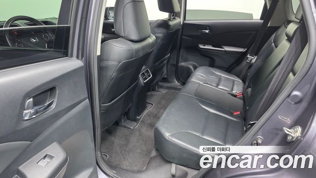 Honda CR-V 2016 — photo 18