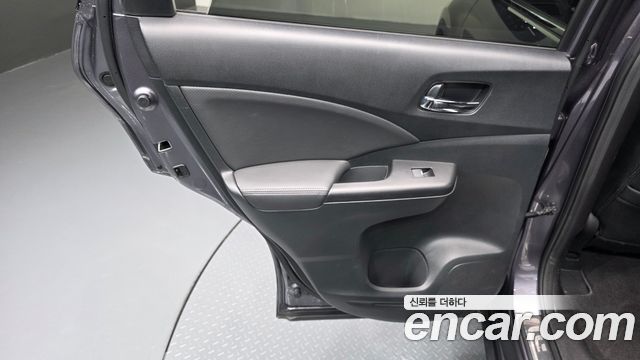 Honda CR-V 2016 — photo 15