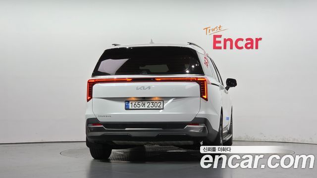 Kia Canival 2024 — photo 4
