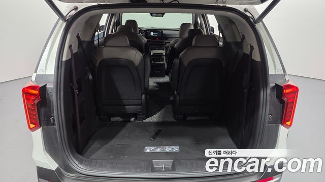 Kia Canival 2024 — photo 23