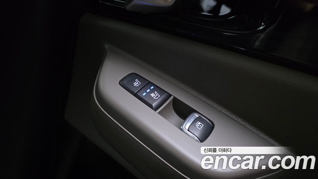 Kia Canival 2024 — photo 28