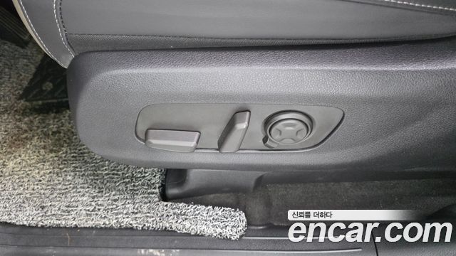 Kia Canival 2024 — photo 31