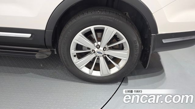 Ford Explorer 2018 — photo 7
