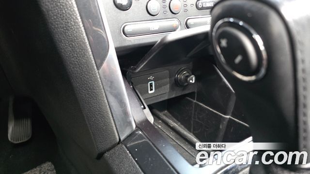 Ford Explorer 2018 — photo 30