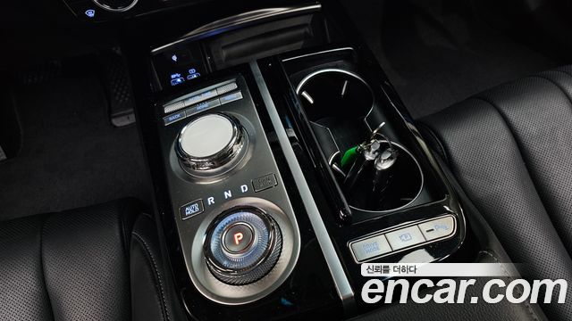 Genesis G80 2023 — photo 12