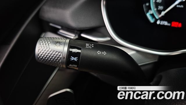 Genesis G80 2023 — photo 31