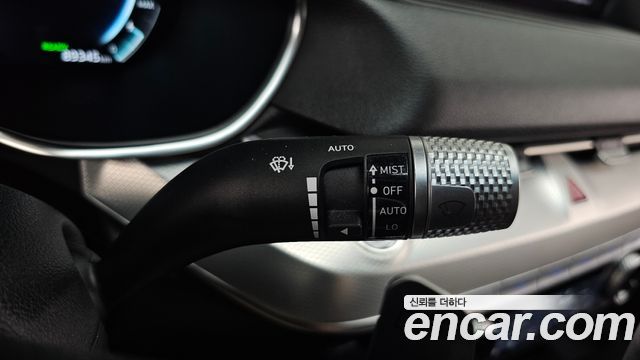Genesis G80 2023 — photo 33