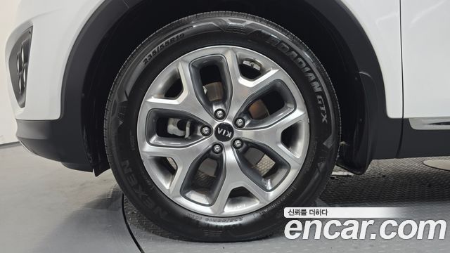Kia Sorento 2016 — photo 5