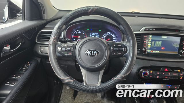 Kia Sorento 2016 — photo 18