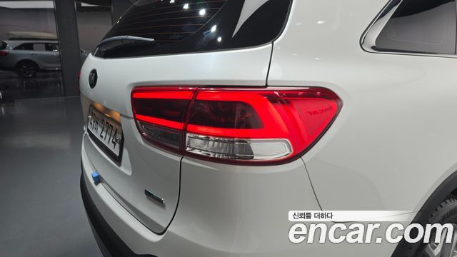 Kia Sorento 2016 — photo 9