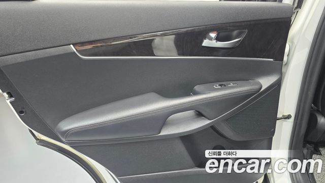 Kia Sorento 2016 — photo 15