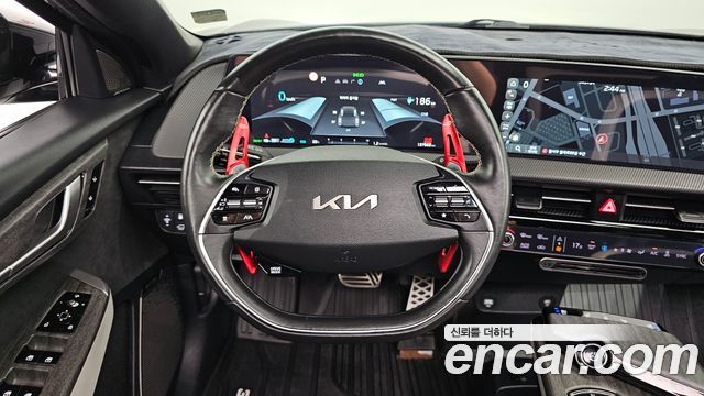 Kia EV6 2022 — photo 12