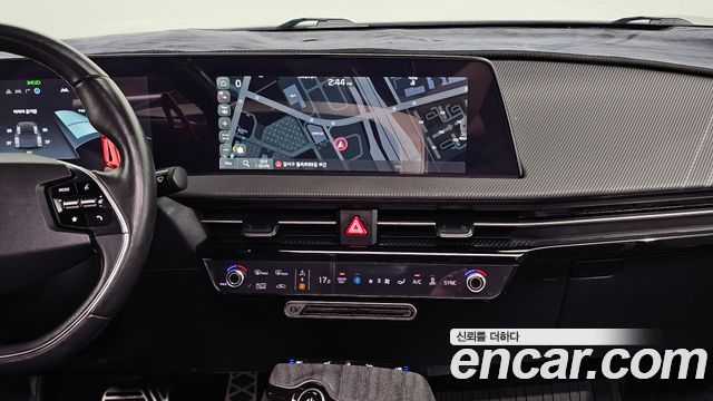 Kia EV6 2022 — photo 14