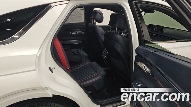 Genesis GV70 2024 — photo 18