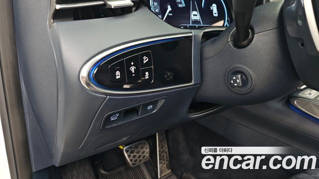 Genesis GV70 2024 — photo 31